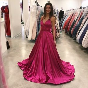 pink sherri hill prom dress 💖💕💘